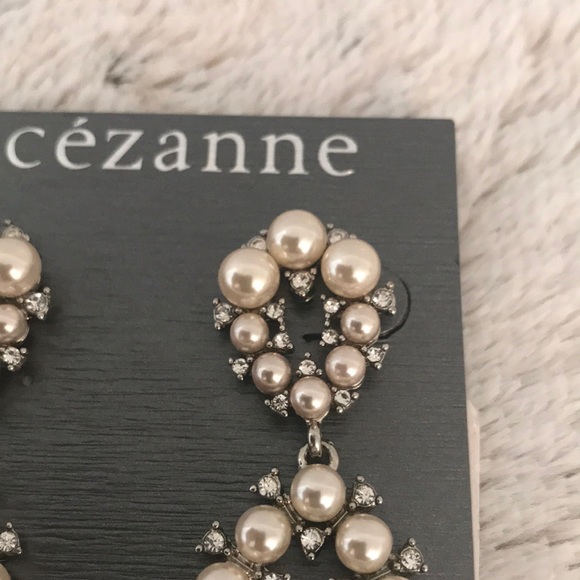 Cezanne tear drops with synthetic pearls and ๐๐ - Picture 5 of 6
